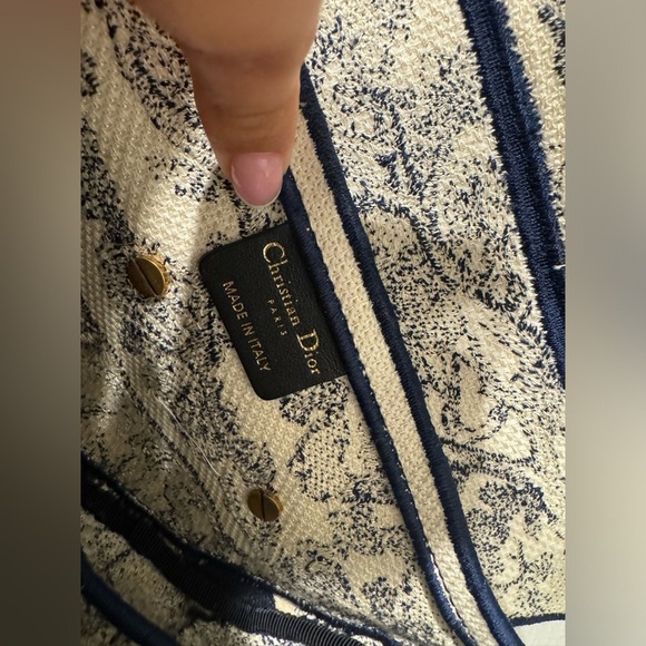 Christian Dior Canvas Embroidered Toile de Jouy Saddle shoulder Bag Blue - Picture 11 of 13